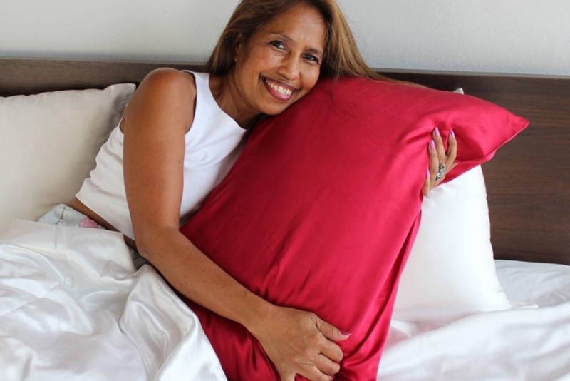 Why-do-silk-pillowcases-make-beauty-hair-care-more-in-place